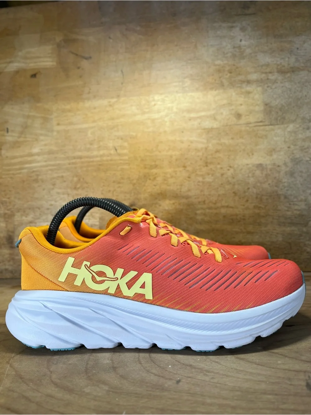 Hoka One One Rincon 3 LIGHTWEIGHT Womens Size 8.5 Running Shoes Sneakers Orange